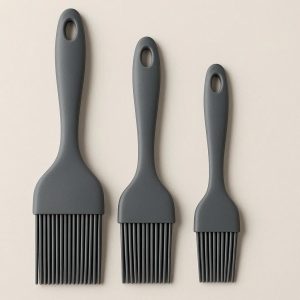 Set of 3 Silicone Kitchen Brushes for Basting Basting and Pastry